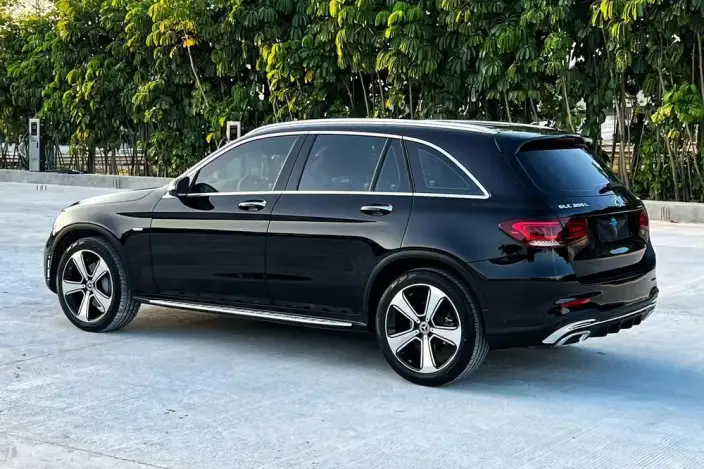 Mercedes-Benz GLC 2022 Model Facelift GLC 300 L 4MATIC Dynamic Model Collector Edition – фото 4