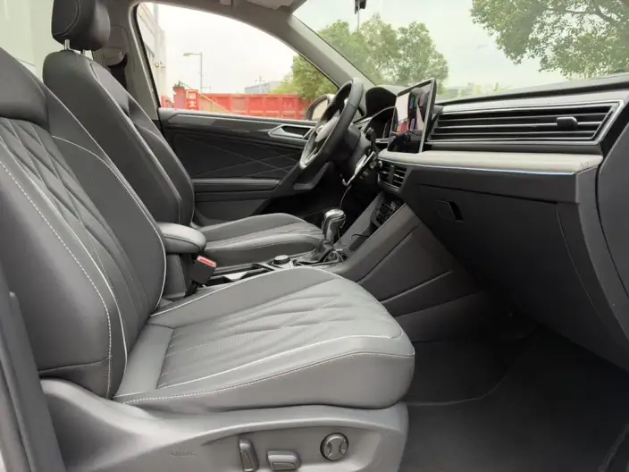 Volkswagen Tiguan L 2022 Model 380TSI Automatic 4WD R-Line Enjoy the version more 7 seat – фото 9