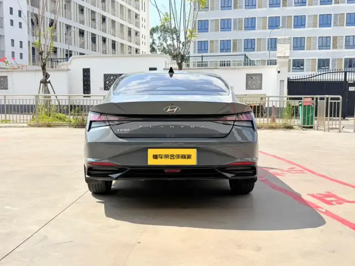 Hyundai Ioniq 2021 Model 1.5L CVT GLX Elite Edition – фото 5