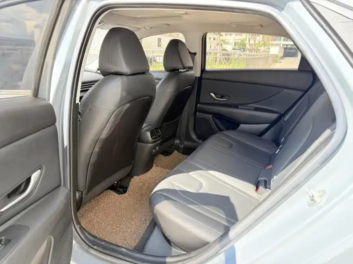 Hyundai Ioniq 2021 Model 1.5L CVT GLX Elite Edition – фото 9