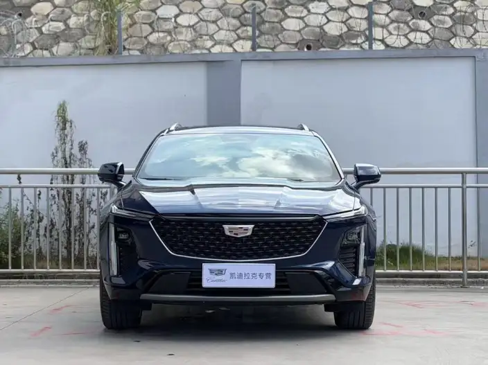 Cadillac GT4 2023 Model 25T Luxury Model