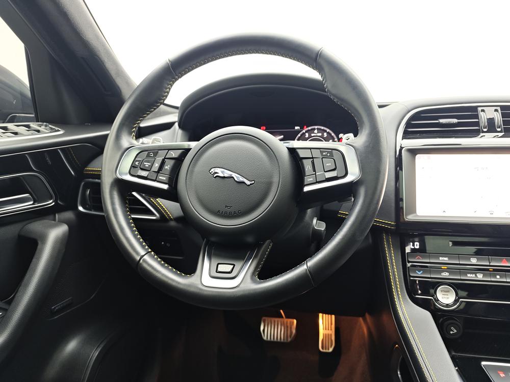 Jaguar F-PACE Модель 2020 года 2.0T 4WD 300 Sport Sports Edition – фото 16