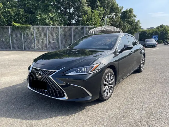 Lexus ES 2024 Model 200 Premium