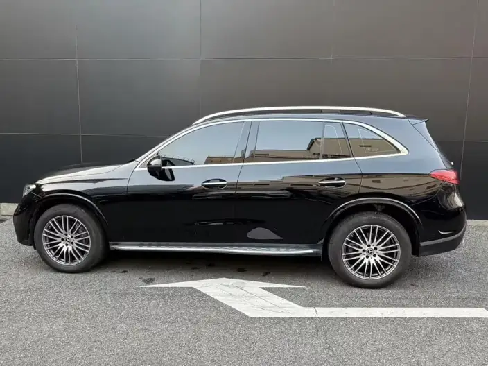 Mercedes-Benz GLC 2025 Model Facelift GLC 300 L 4MATIC Dynamic Model 5 seat – фото 2