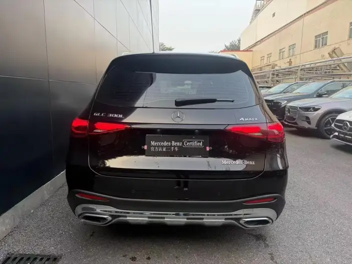 Mercedes-Benz GLC 2025 Model Facelift GLC 300 L 4MATIC Dynamic Model 5 seat – фото 3