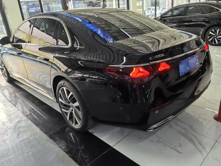 Mercedes-Benz E-Class 2024 Model Facelift E 300 L Fashion Model sedan – фото 4