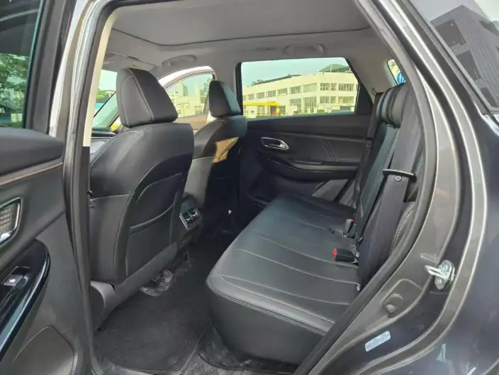 Changan Auchan X7 PLUS 2022 Model 1.5T Automatic Blue Whale Edition Geeker Pilot Model – фото 9