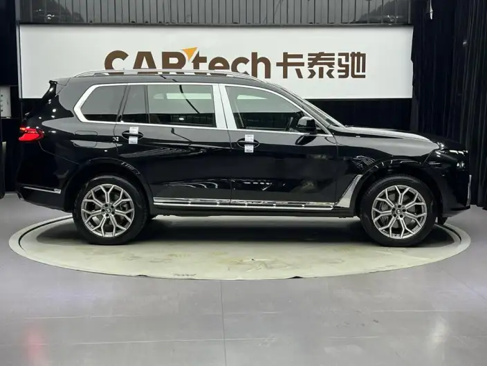 BMW X7 2023 Model xDrive40i Leading Model Luxury Set – фото 8