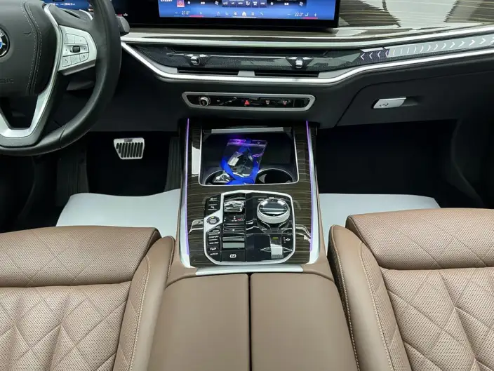 BMW X7 2023 Model xDrive40i Leading Model Luxury Set – фото 9