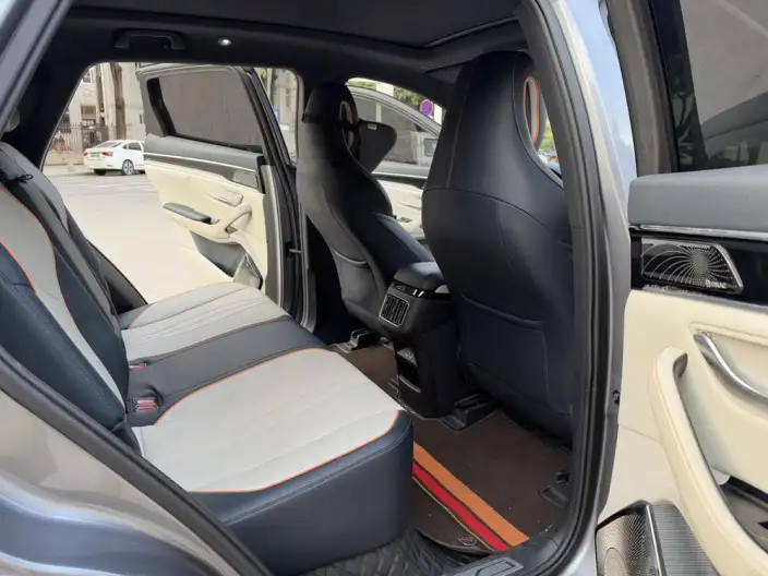 BYD Song PLUS DM 2023 Model DM-i Champion Edition 110KM Flagship PLUS – фото 10