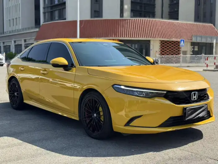 Model Ge 2022 Model 240TURBO CVT Exclusive Edition – фото 3