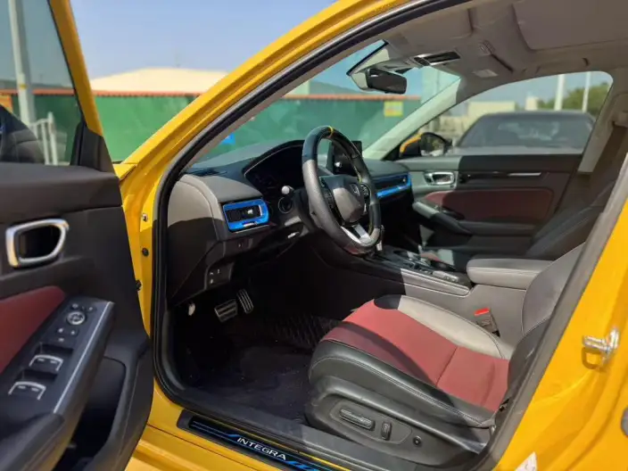 Model Ge 2022 Model 240TURBO CVT Exclusive Edition – фото 8