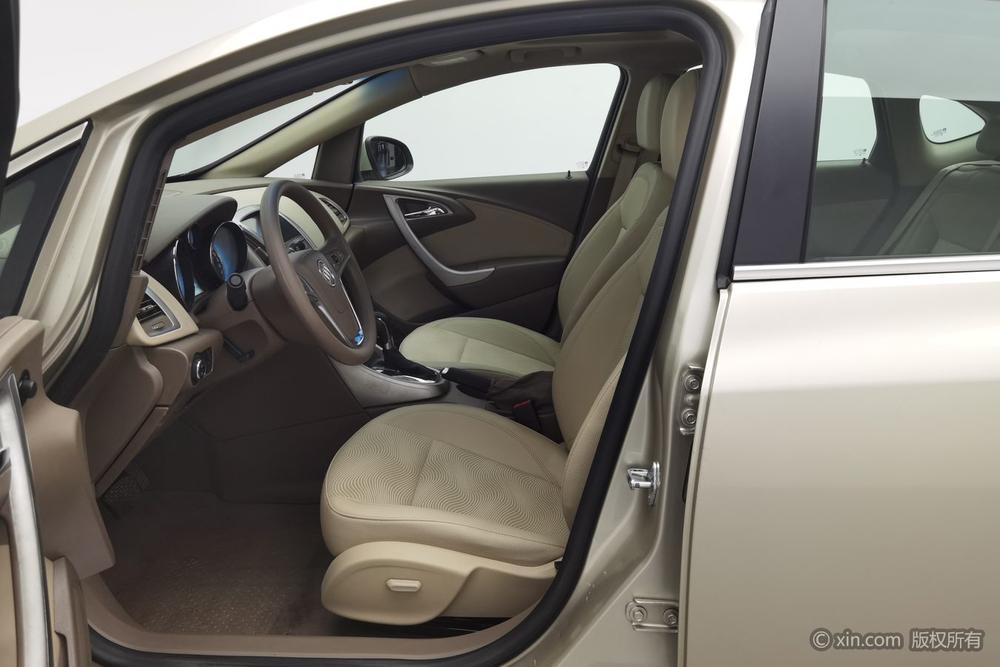 Buick Excelle 2013 GT 1.6L Automatic Fashion – фото 18