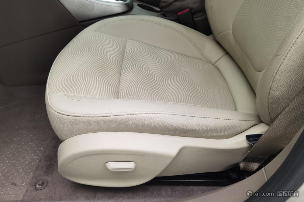 Buick Excelle 2013 GT 1.6L Automatic Fashion – фото 19