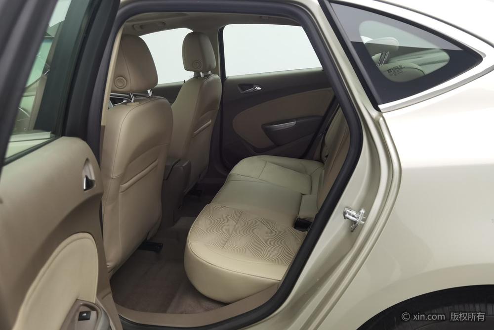 Buick Excelle 2013 GT 1.6L Automatic Fashion – фото 20