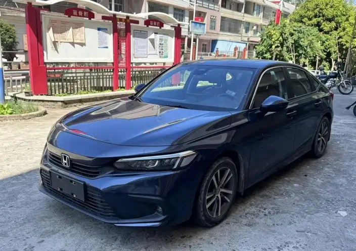 Honda Civic 2023 Model 240TURBO CVT Momentum Edition