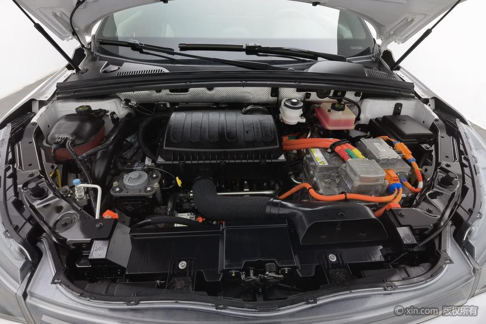 DENZA X PHEV 2020 2.0T Sport – фото 5