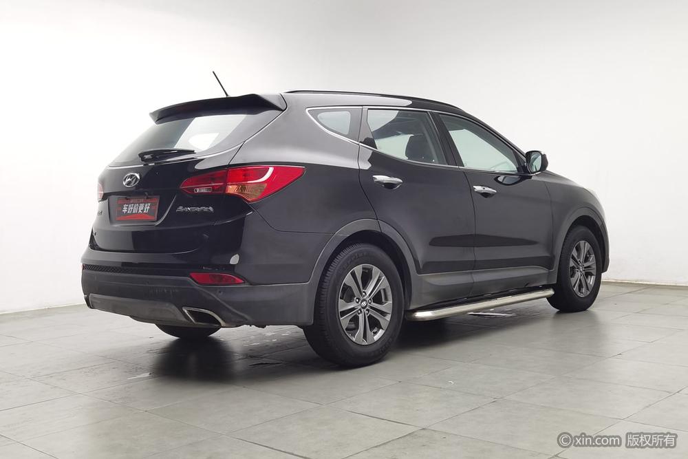 Hyundai Santa Fe 2013 2.4L Auto 2WD Smart