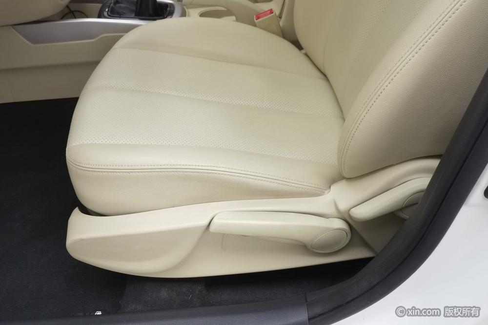Changan Eado 2015 1.6L Manual Luxury China V – фото 19