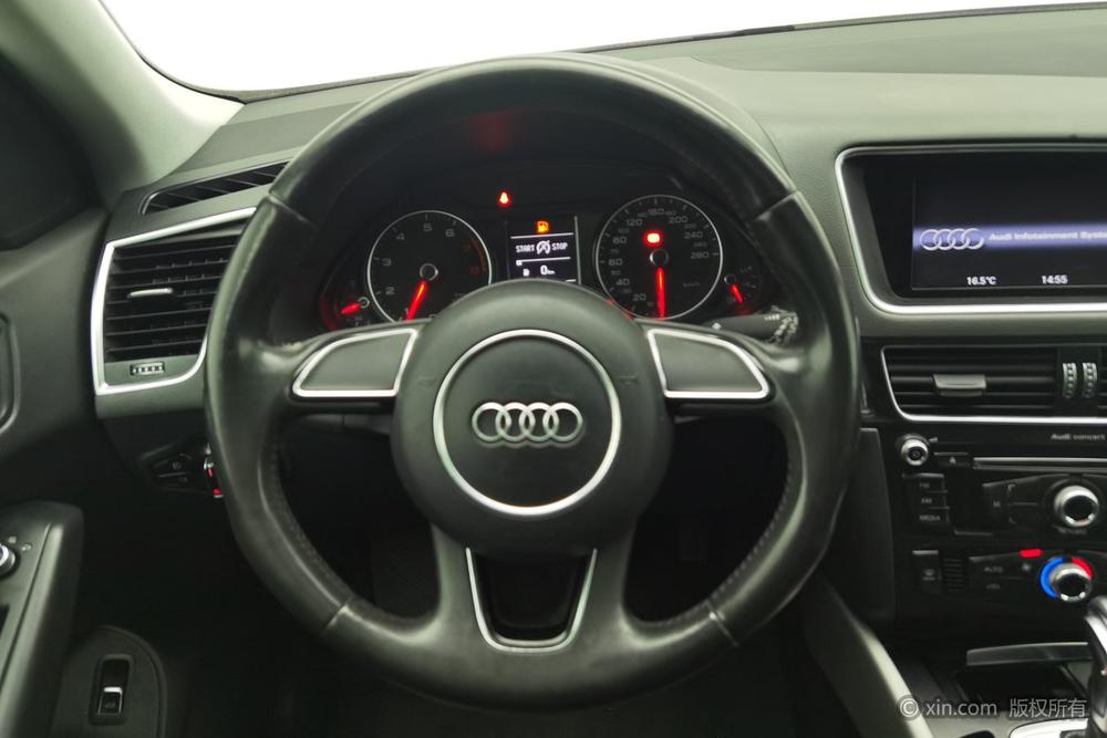 Audi Q5 2015 40 TFSI Progress – фото 15