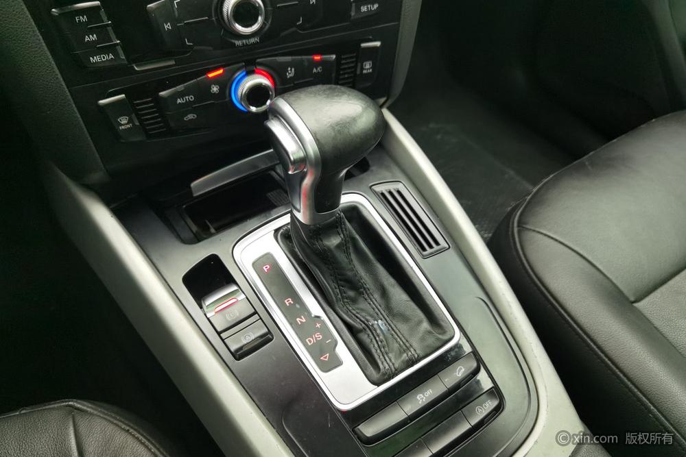 Audi Q5 2015 40 TFSI Progress – фото 16