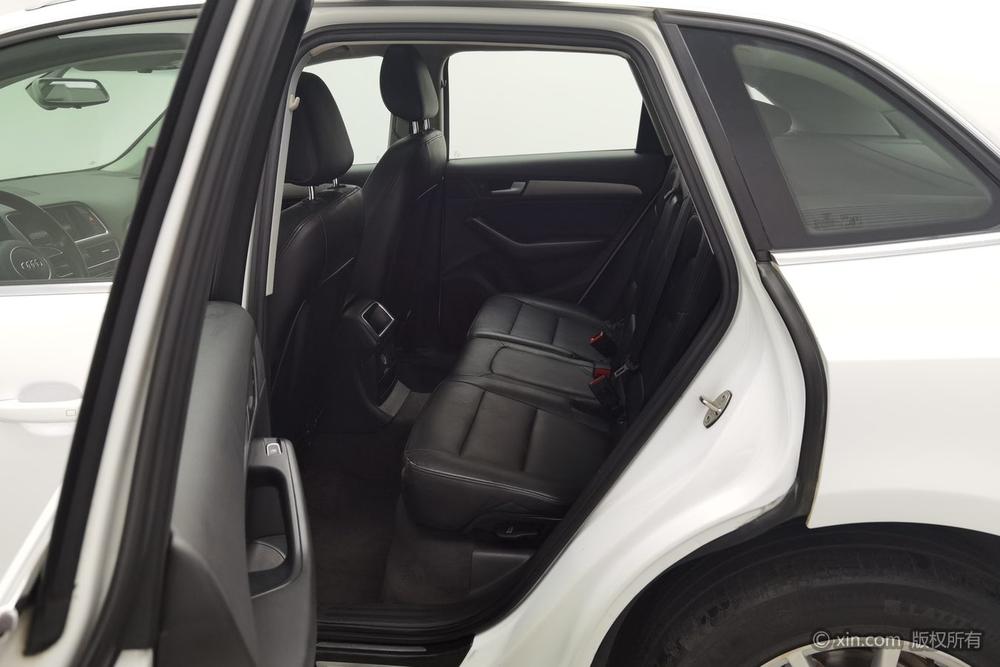 Audi Q5 2015 40 TFSI Progress – фото 20