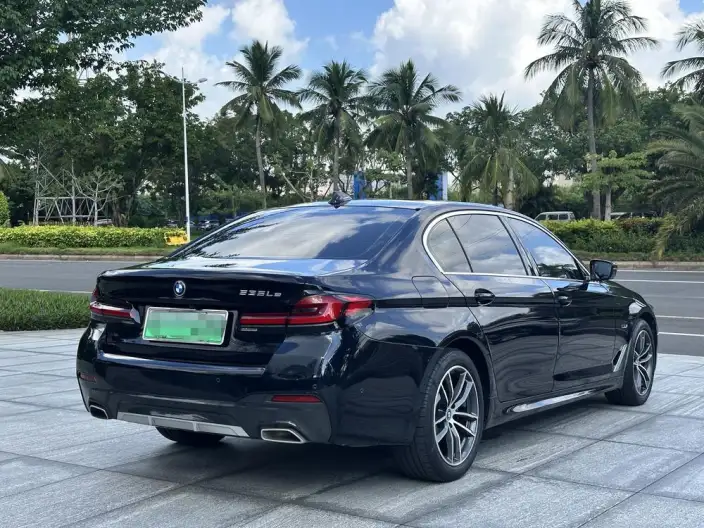 BMW 5 Series PHEV 2021 Model Facelift 535Le M Sports Set – фото 5