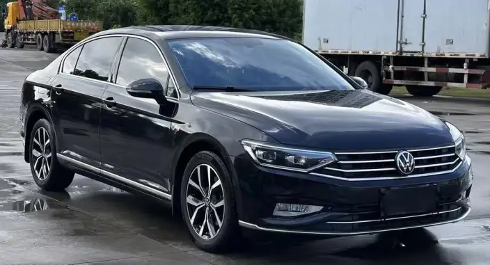 Volkswagen Magotan 2020 Model 330TSI DSG Leading Model – фото 3