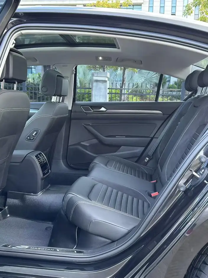 Volkswagen Magotan 2020 Model 330TSI DSG Leading Model – фото 9