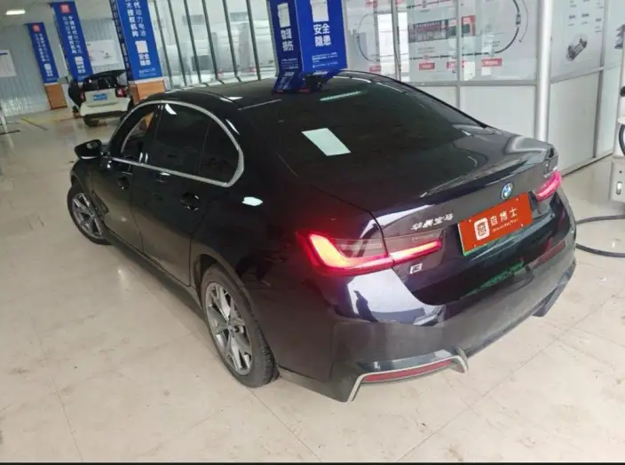 BMW i3 2022 Model eDrive35L