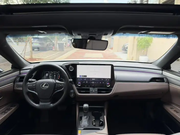 Lexus ES 2025 Model 200 Premium – фото 7