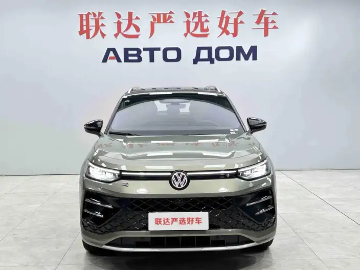 Volkswagen Tayron 2025 Model Volkswagen Tayron L 380TSI 4WD Luxury – фото 2