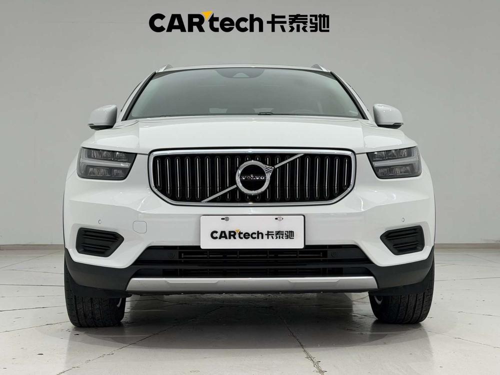 Volvo XC40 2022 T4 AWD Intelligent Travel Fashion – фото 2