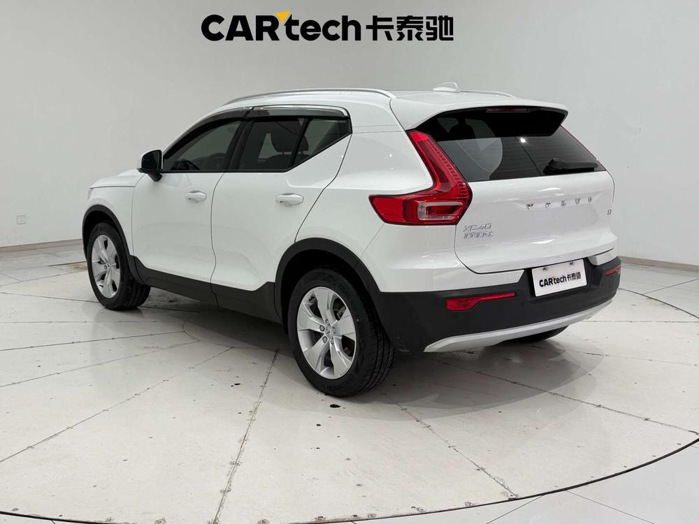 Volvo XC40 2022 T4 AWD Intelligent Travel Fashion – фото 5
