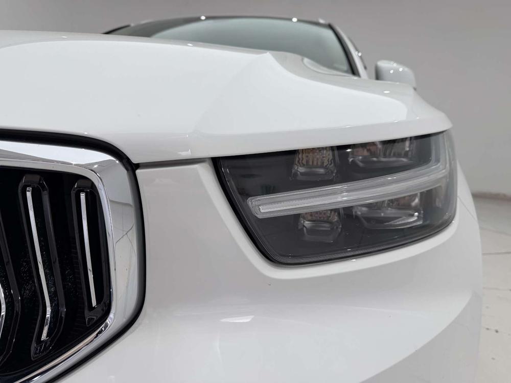 Volvo XC40 2022 T4 AWD Intelligent Travel Fashion – фото 11