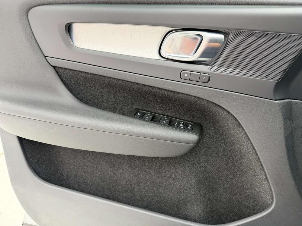 Volvo XC40 2022 T4 AWD Intelligent Travel Fashion – фото 15
