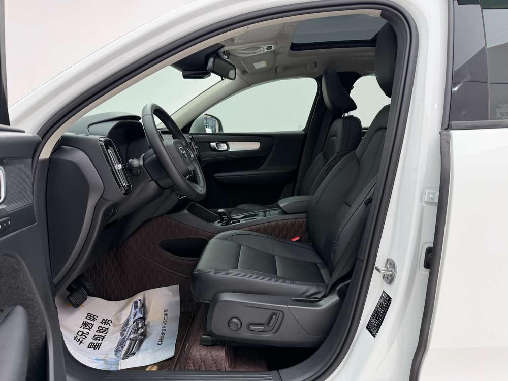 Volvo XC40 2022 T4 AWD Intelligent Travel Fashion – фото 21