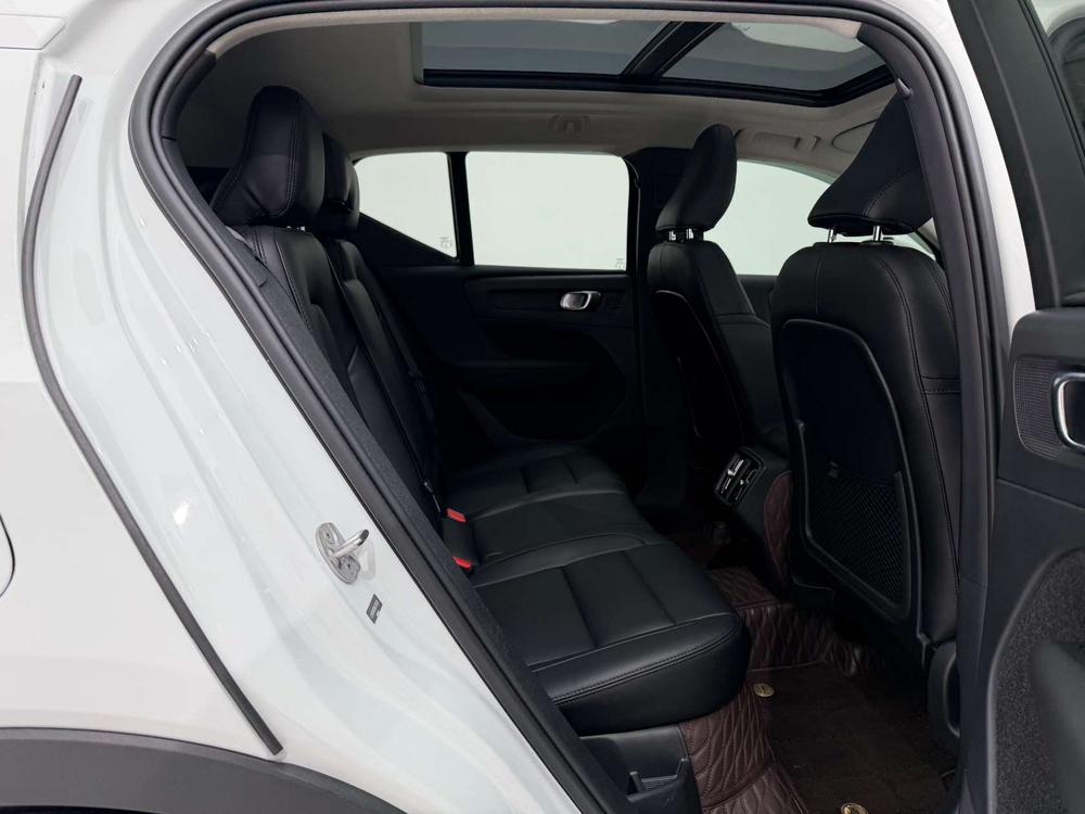 Volvo XC40 2022 T4 AWD Intelligent Travel Fashion – фото 26