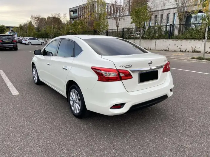 Nissan Sylphy 2022 Model Classic 1.6 XL CVT Deluxe Edition