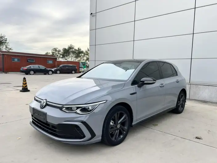 Volkswagen Golf 2023 Model Facelift 280TSI DSG R-Line Lite – фото 1
