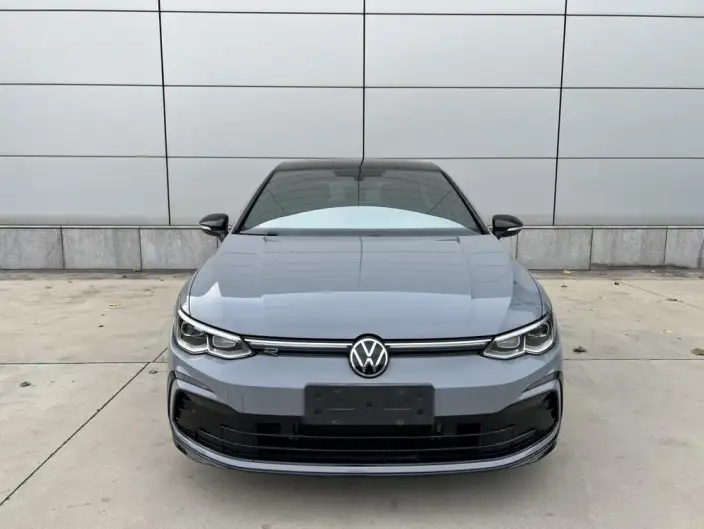 Volkswagen Golf 2023 Model Facelift 280TSI DSG R-Line Lite – фото 2