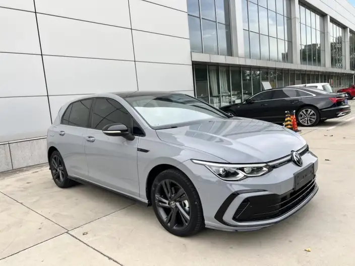Volkswagen Golf 2023 Model Facelift 280TSI DSG R-Line Lite – фото 3