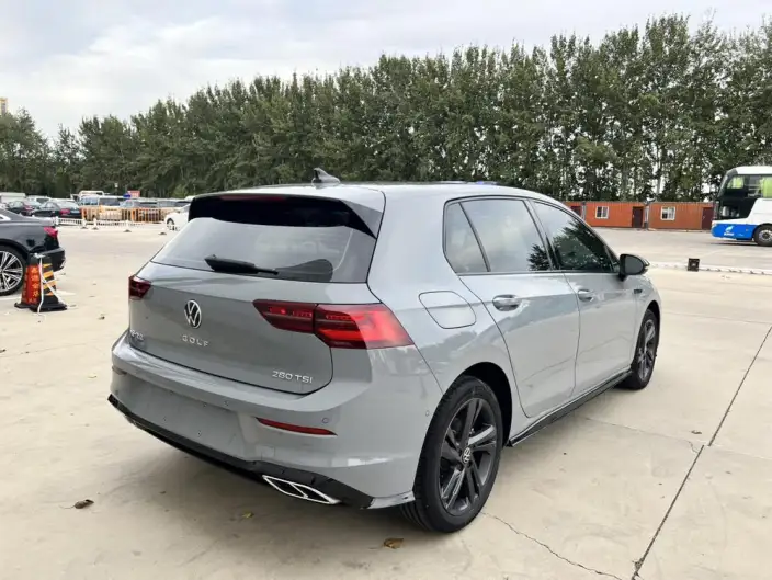 Volkswagen Golf 2023 Model Facelift 280TSI DSG R-Line Lite – фото 6
