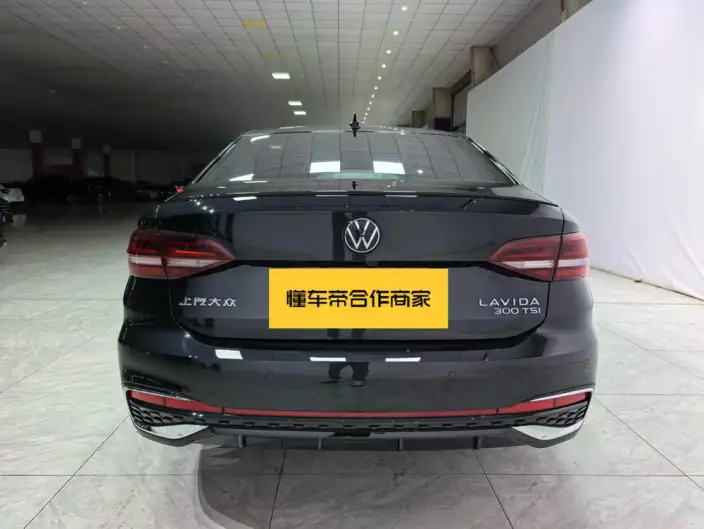 Volkswagen Lavida 2024 Model 300TSI DSG Starry Sky Manyi Edition – фото 6