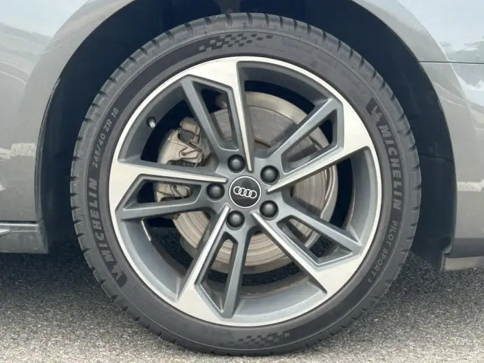 Audi A4 L 2022 Model 40 TFSI Fashion Dynamic Model – фото 8