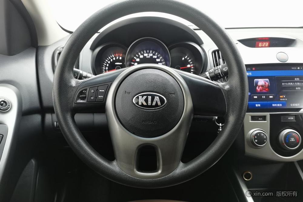 Kia Forte 2012 модификация 1.6L MT GL Memorial Edition – фото 14