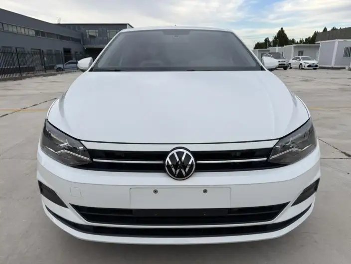 Polo 2021 Model Plus 1.5L Automatic Indulge in Music Letterpress – фото 2