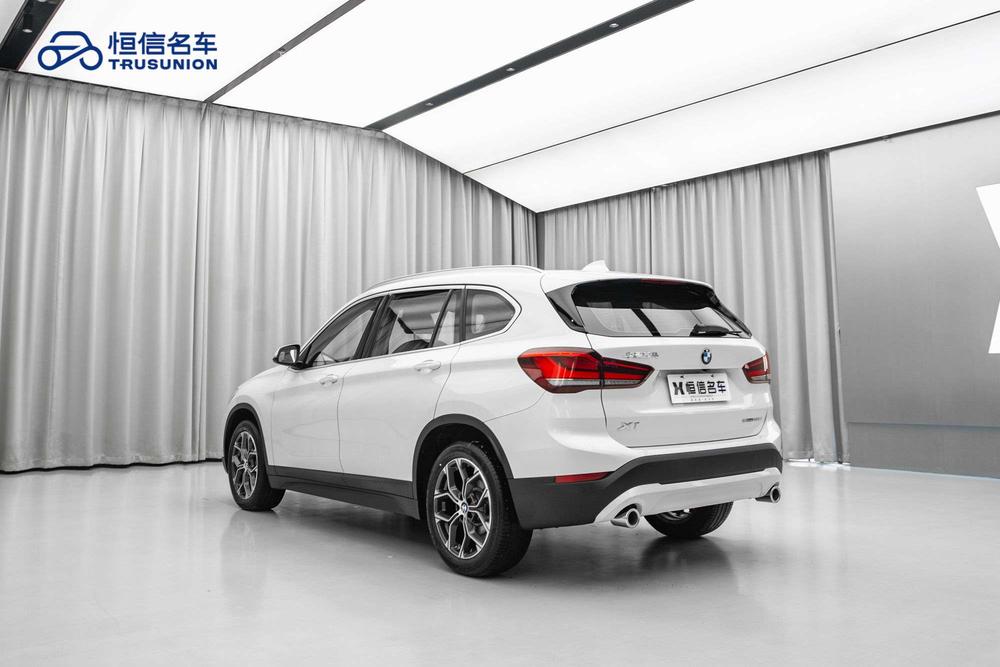 BMW X1 2022 sDrive25Li Leading – фото 4