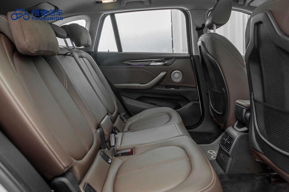 BMW X1 2022 sDrive25Li Leading – фото 21