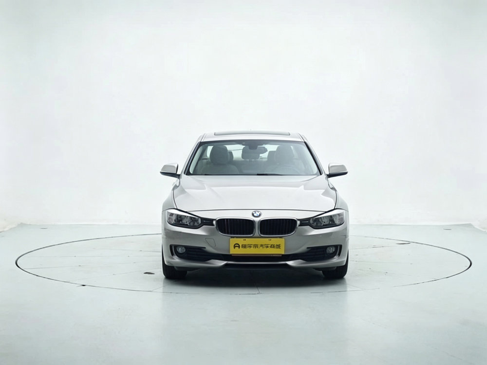 BMW 3 Series 2015 316i Entry – фото 2